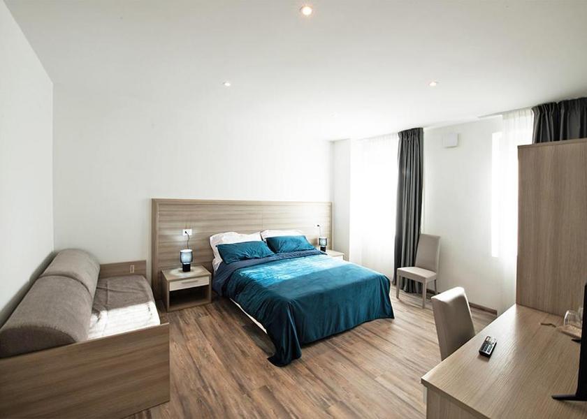 Emilia-Romagna Rubiera Triple Room with Private Bathroom