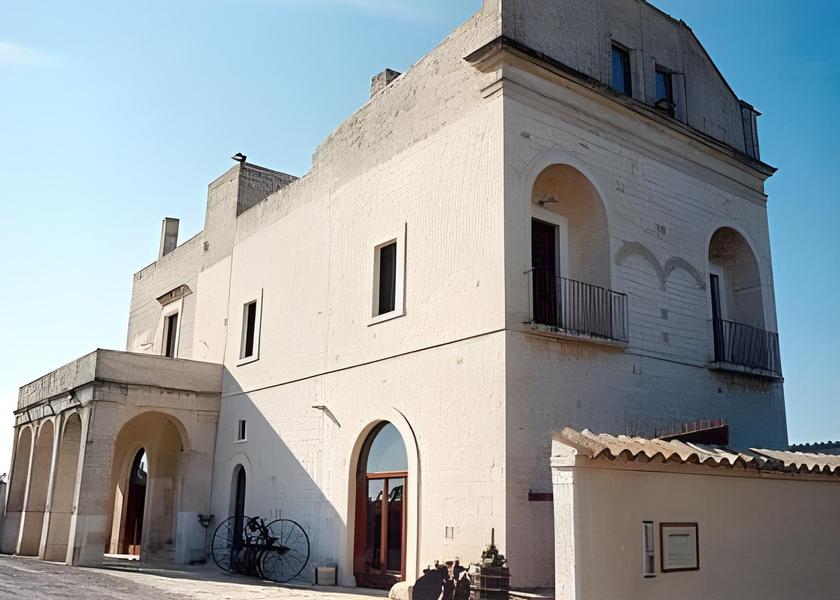 Puglia Rutigliano exterior view