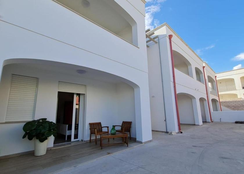 Puglia Salve exterior view