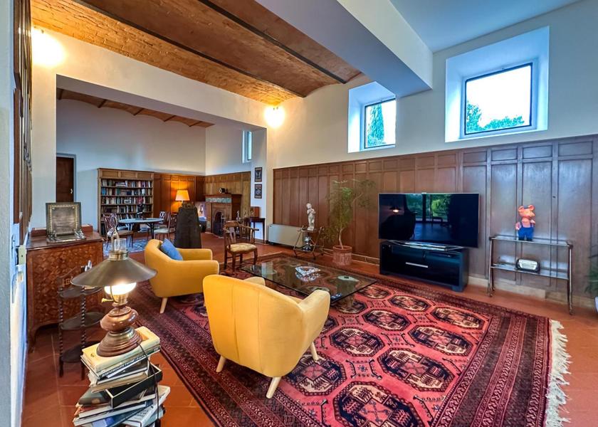 Tuscany San Casciano in Val di Pesa shared lounge/tv area