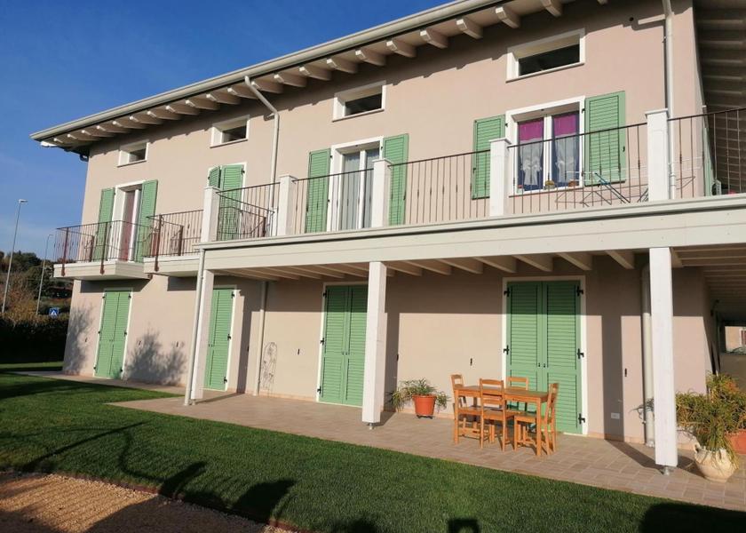 Lombardy San Felice del Benaco entrance