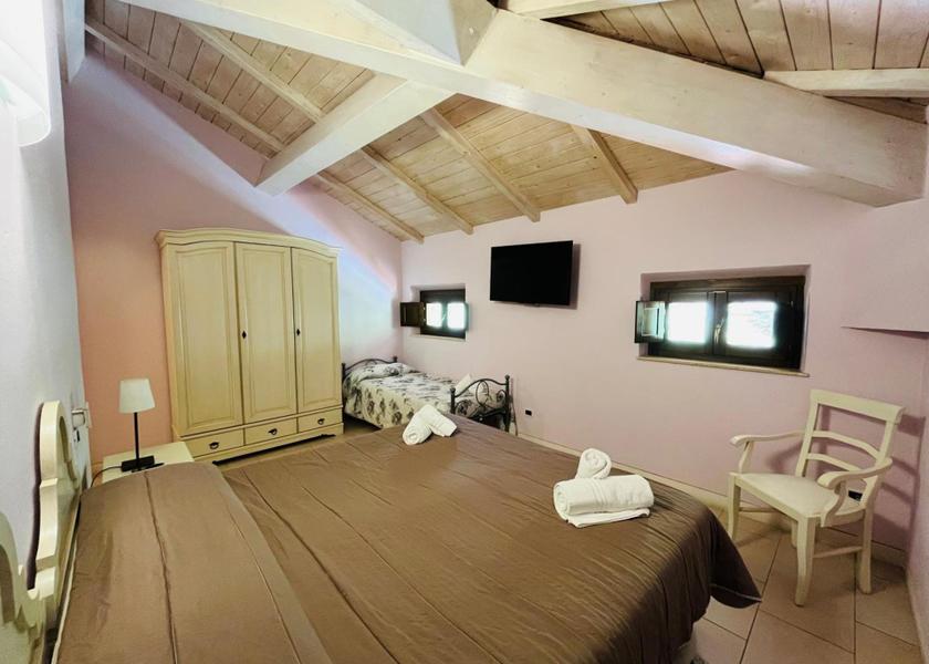 Tuscany San Giuliano Terme Triple Room