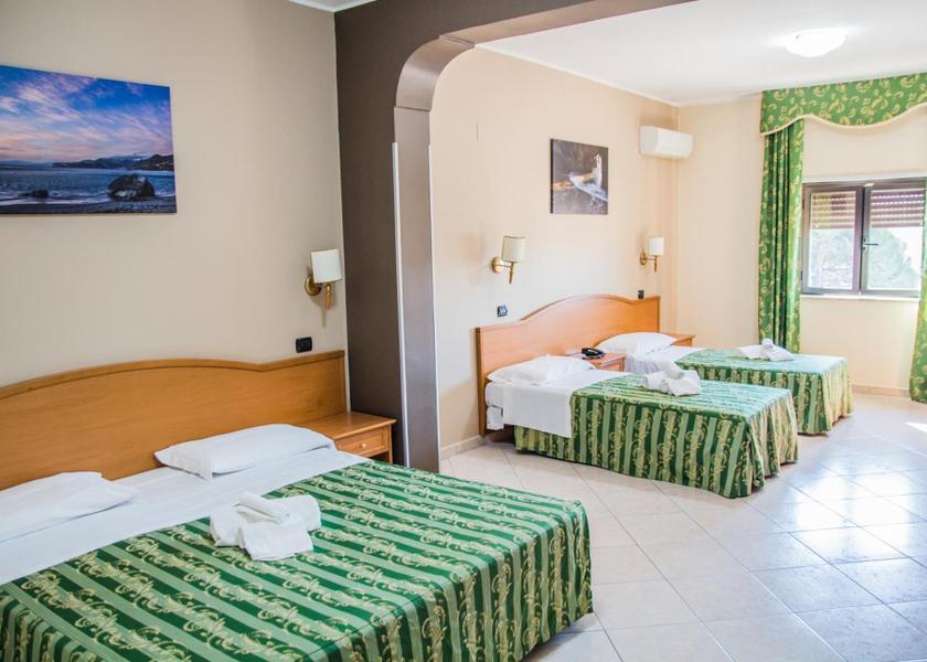Calabria San Nicola Arcella Economy Quadruple Room