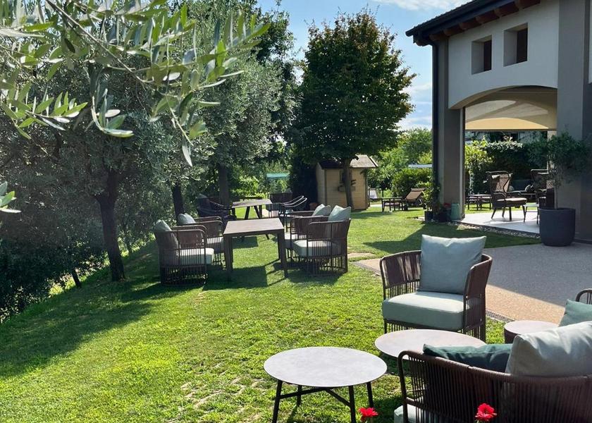 Veneto San Vendemiano garden