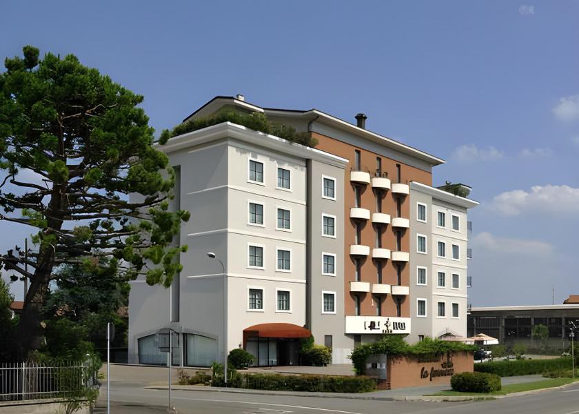 Lombardy San Vittore Olona Hotel Exterior