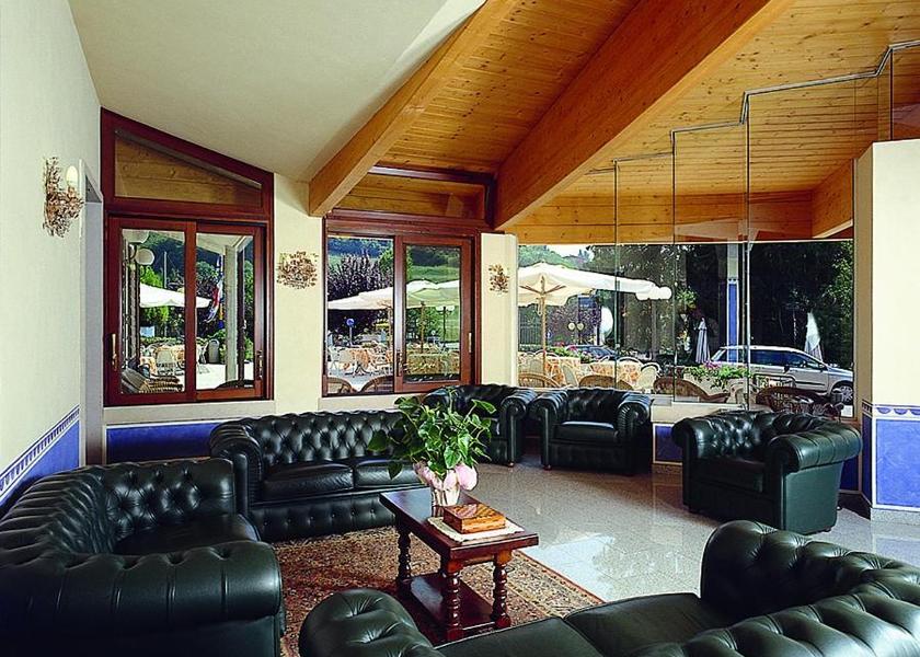 Veneto San Zeno Di Montagna lobby