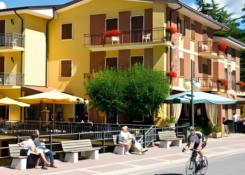 Veneto San Zeno Di Montagna exterior view