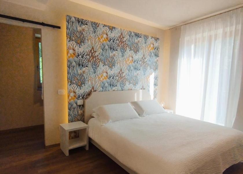 Lombardy Sarnico King Room with Balcony