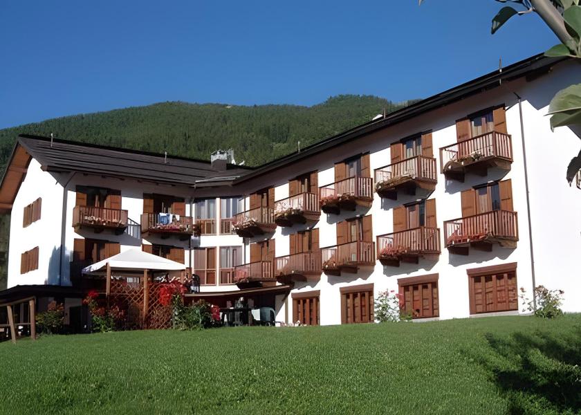 Piedmont Sauze d'Oulx Hotel Exterior