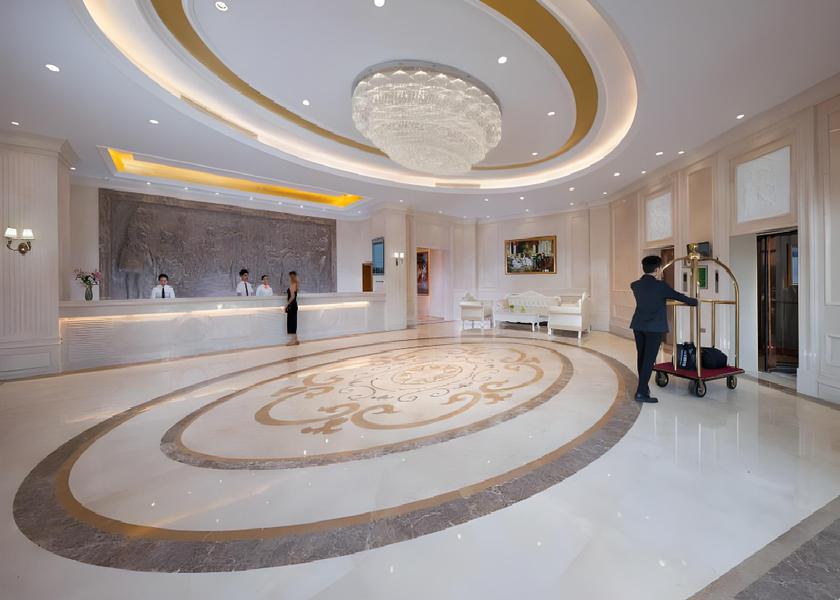 Hainan Lingshui interior view