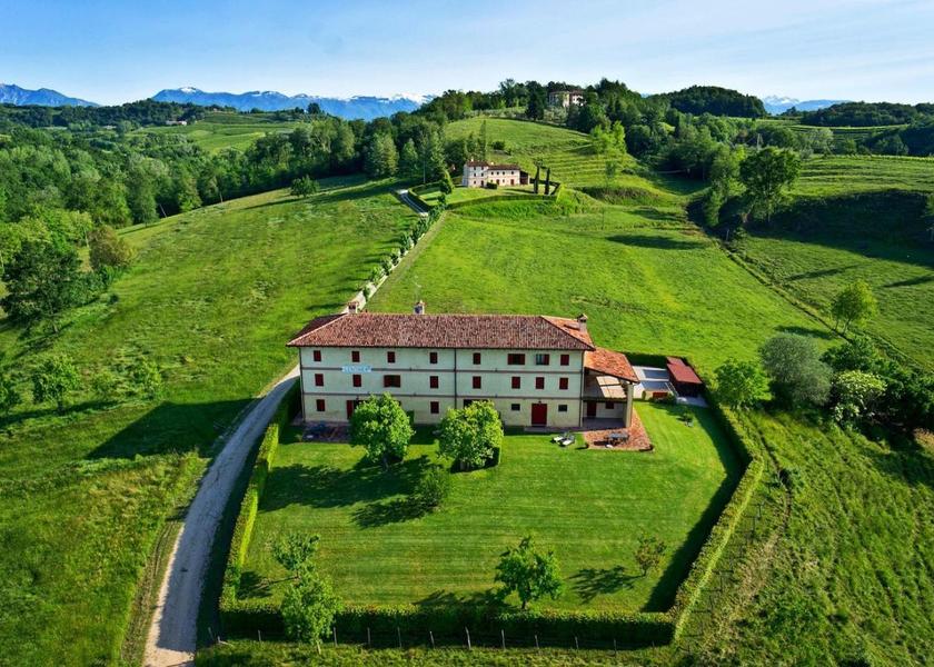 Veneto Susegana exterior view