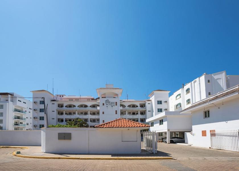 Nayarit Rincón de Guayabitos Front of property