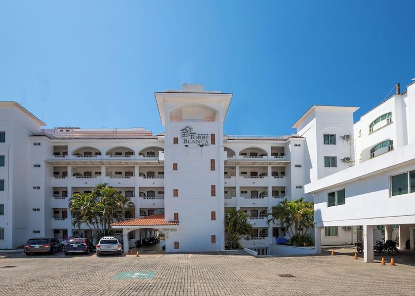 Nayarit Rincón de Guayabitos Front of property