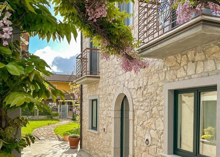 Campania Teggiano garden