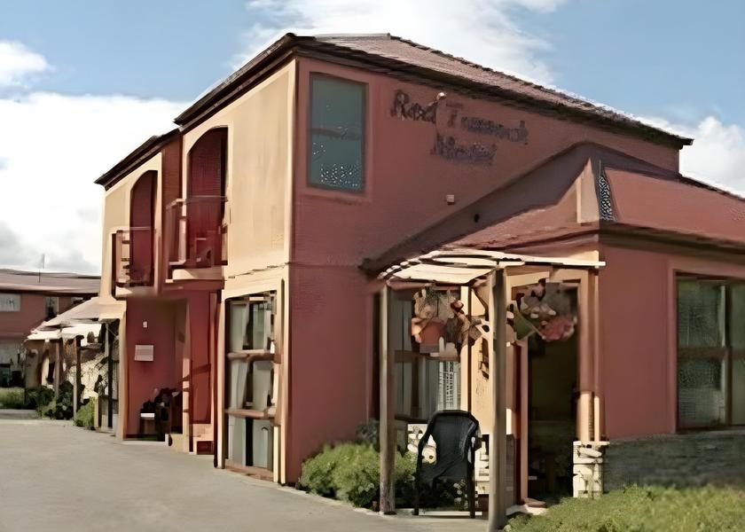 Southland Te Anau Hotel Exterior