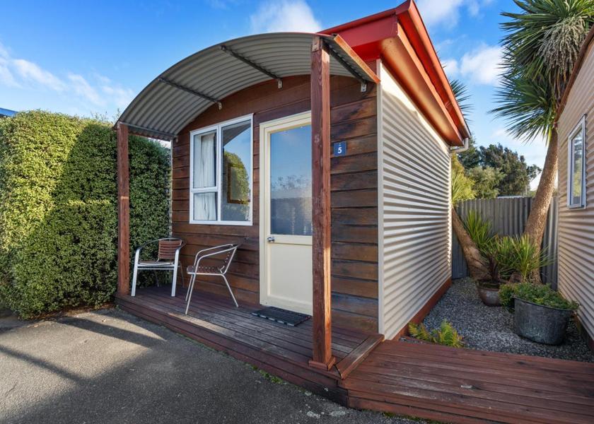 Southland Te Anau Hotel Exterior