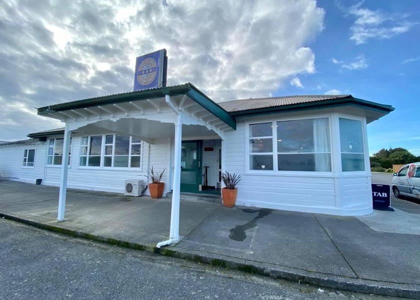 West Coast Hokitika entrance