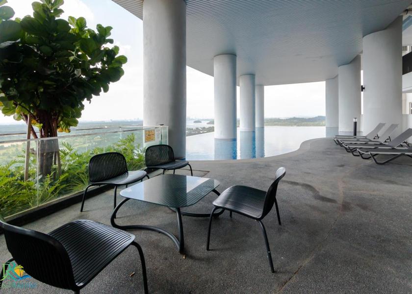 Johor Iskandar Puteri swimming pool