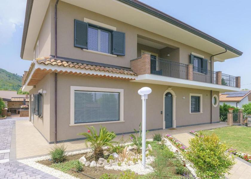 Sicily Trecastagni exterior view