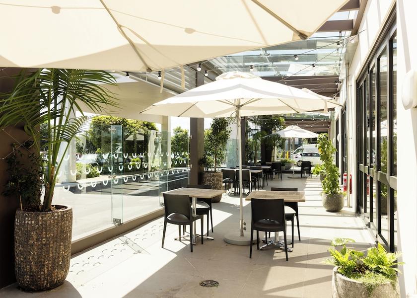 Auckland Region Auckland Outdoor dining