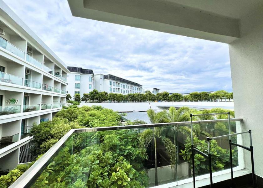 Sabah Kota Kinabalu balcony/terrace