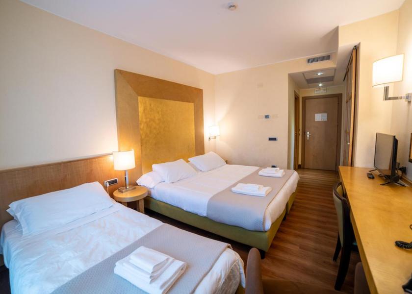 Lombardy Trezzano sul Naviglio Triple Room