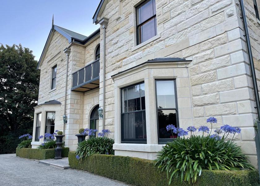 Canterbury Oamaru entrance