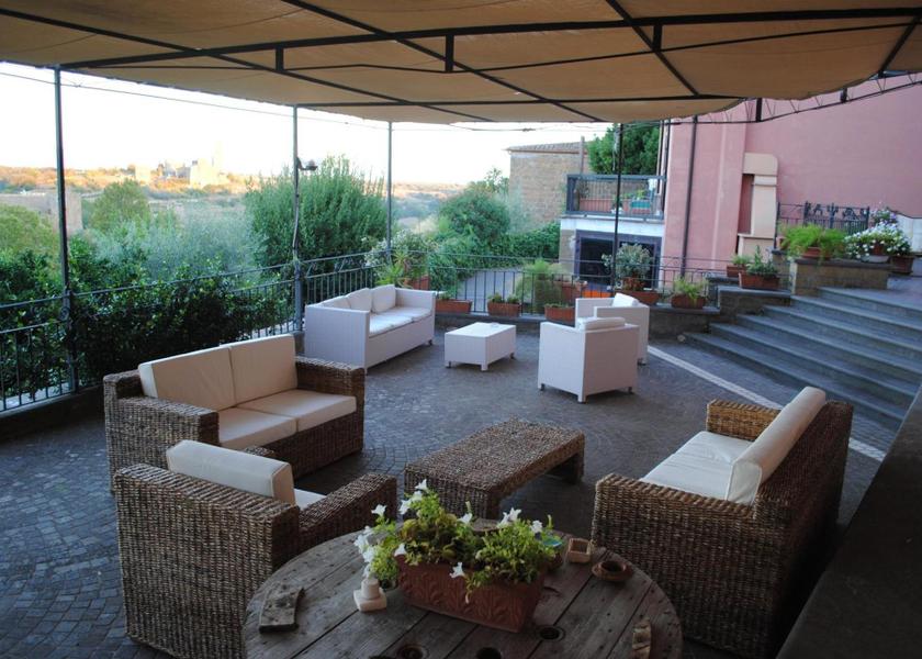 Lazio Tuscania balcony/terrace