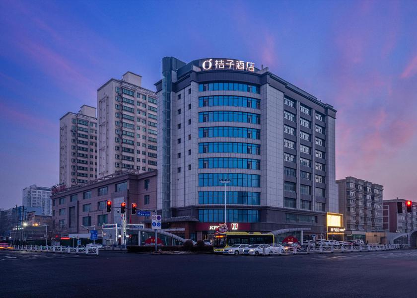 Xinjiang Ürümqi Hotel Exterior