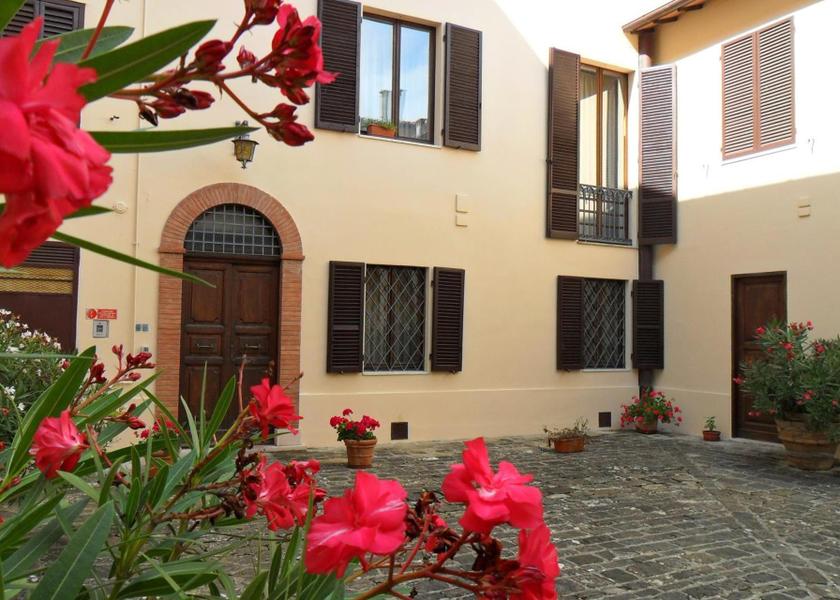 Umbria Umbertide entrance