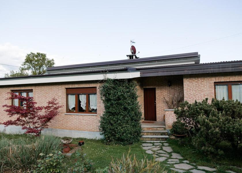 Piedmont Val Della Torre garden