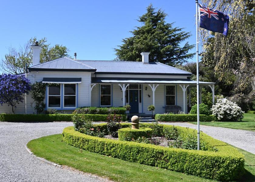 Marlborough Blenheim garden