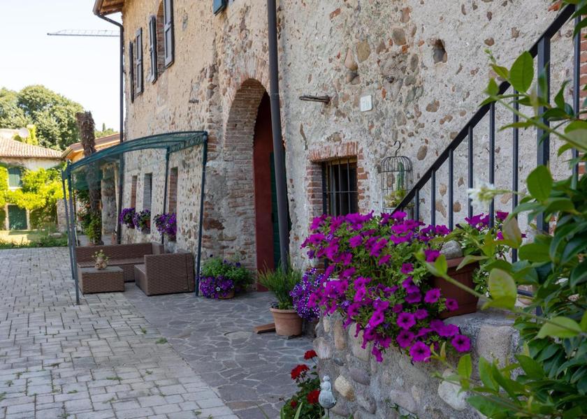 Veneto Valeggio sul Mincio exterior view
