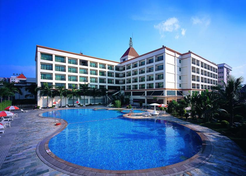 Guangdong Dongguan swimming pool [outdoor]