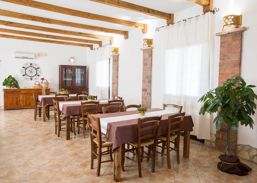 Sardinia Valledoria food and beverages