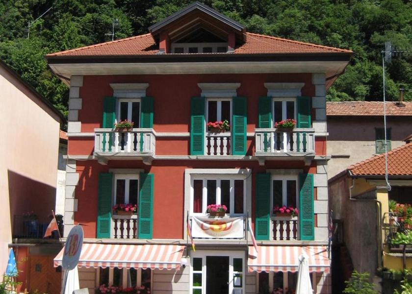 Lombardy Valsolda entrance