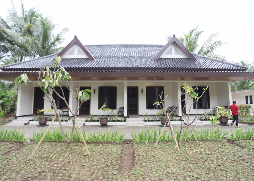 Central Java Magelang Hotel Exterior