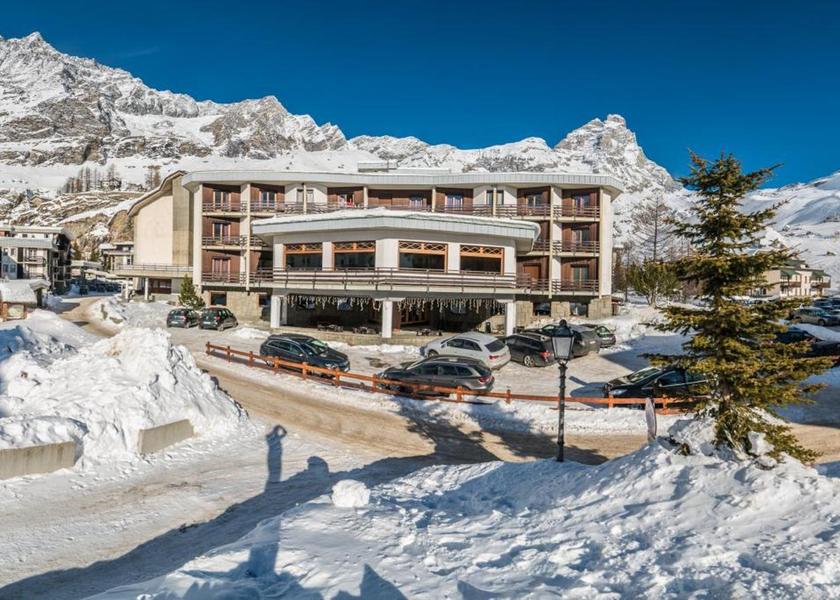 Valle d'Aosta Valtournenche surrounding environment