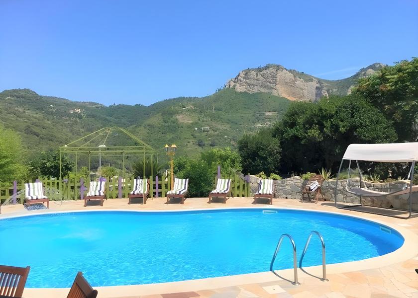 Liguria Ventimiglia swimming pool [outdoor]