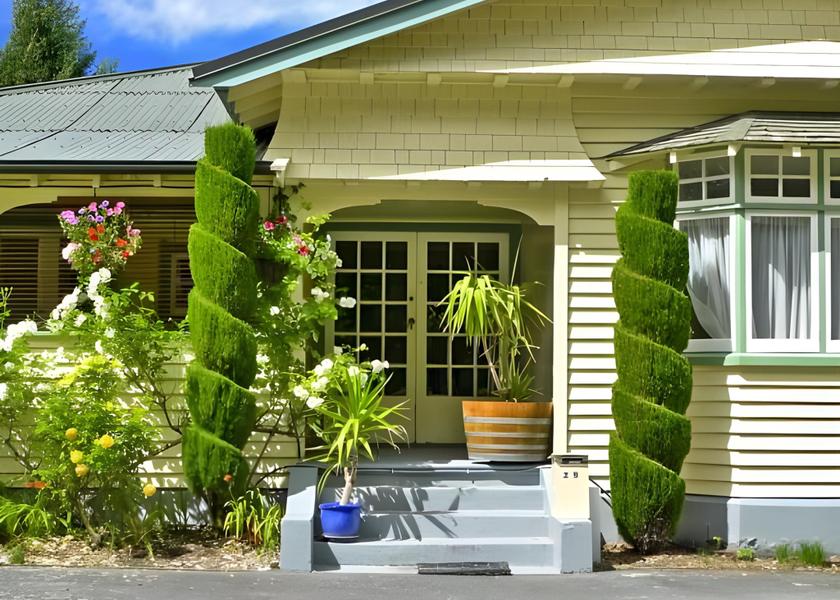Canterbury Hanmer Springs balcony/terrace