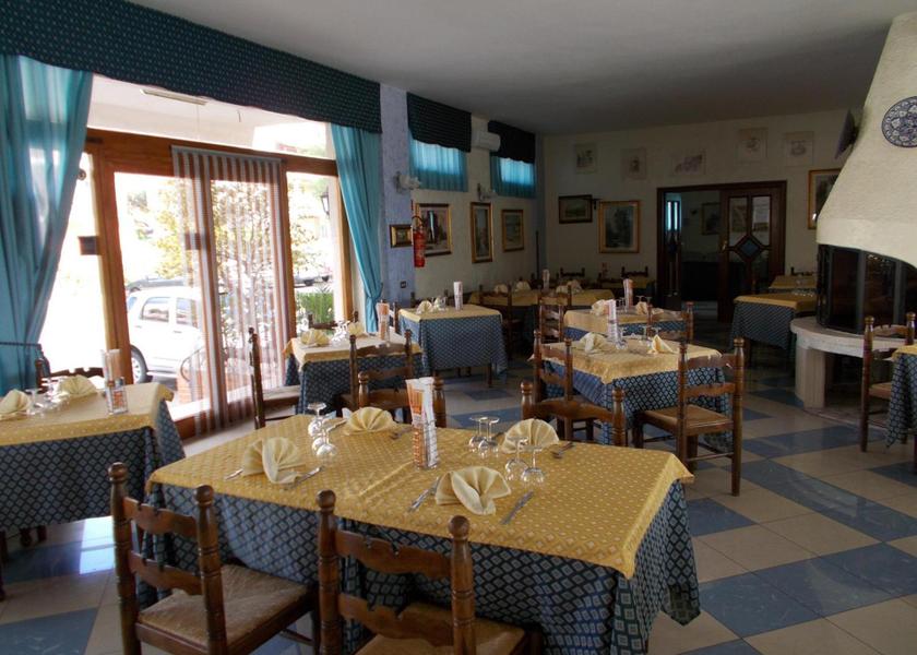 restaurant