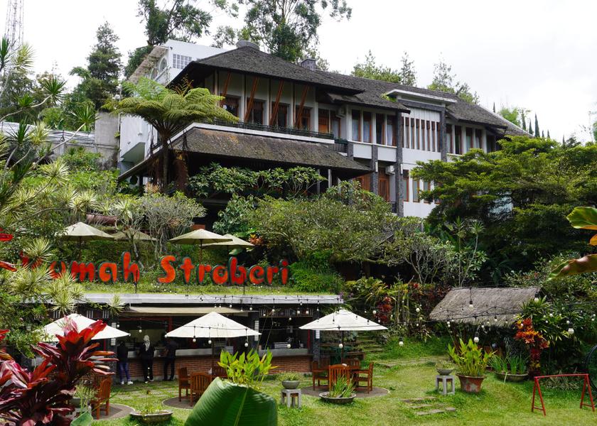 West Java Parongpong Hotel Exterior