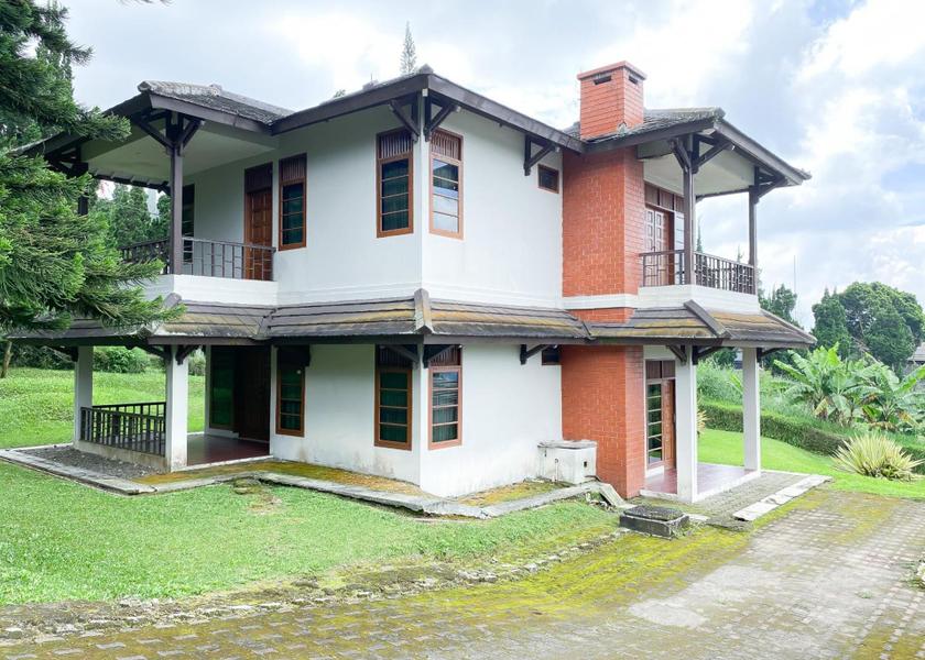 West Java Parongpong Hotel Exterior