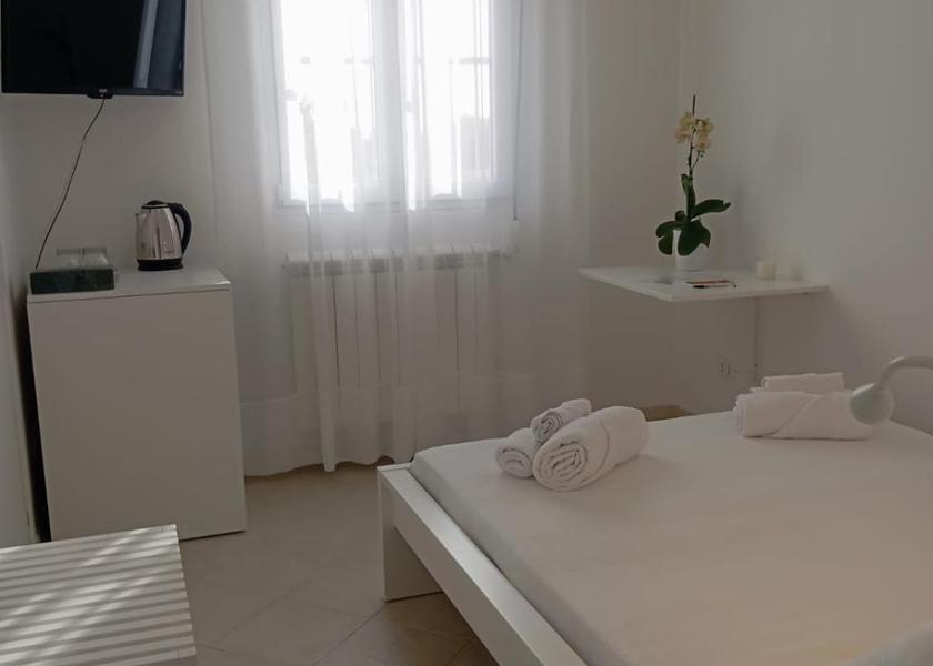 Sicily Vittoria Double Room with Private Bathroom