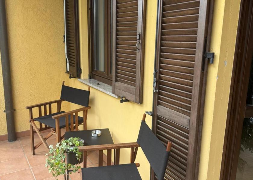 Lombardy Vizzola Ticino balcony/terrace