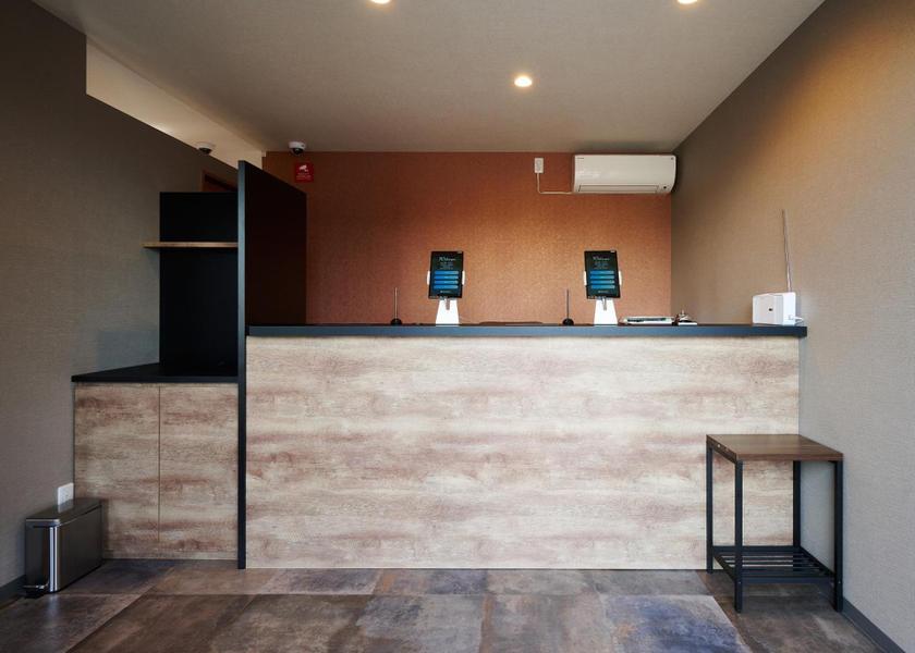 Mie Tsu lobby