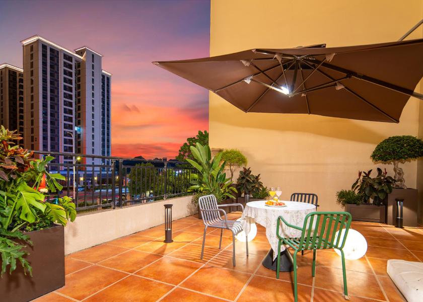 balcony/terrace