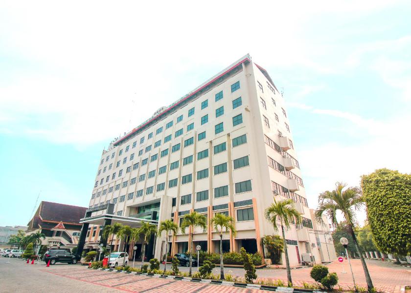 Riau Pekanbaru Exterior view
