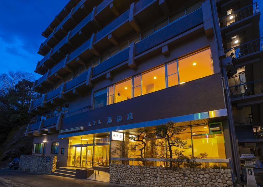 Mie Komono Front of property - evening/night