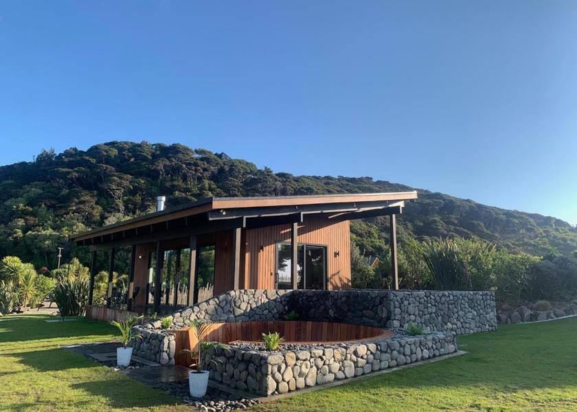 Waikato Raglan surrounding environment